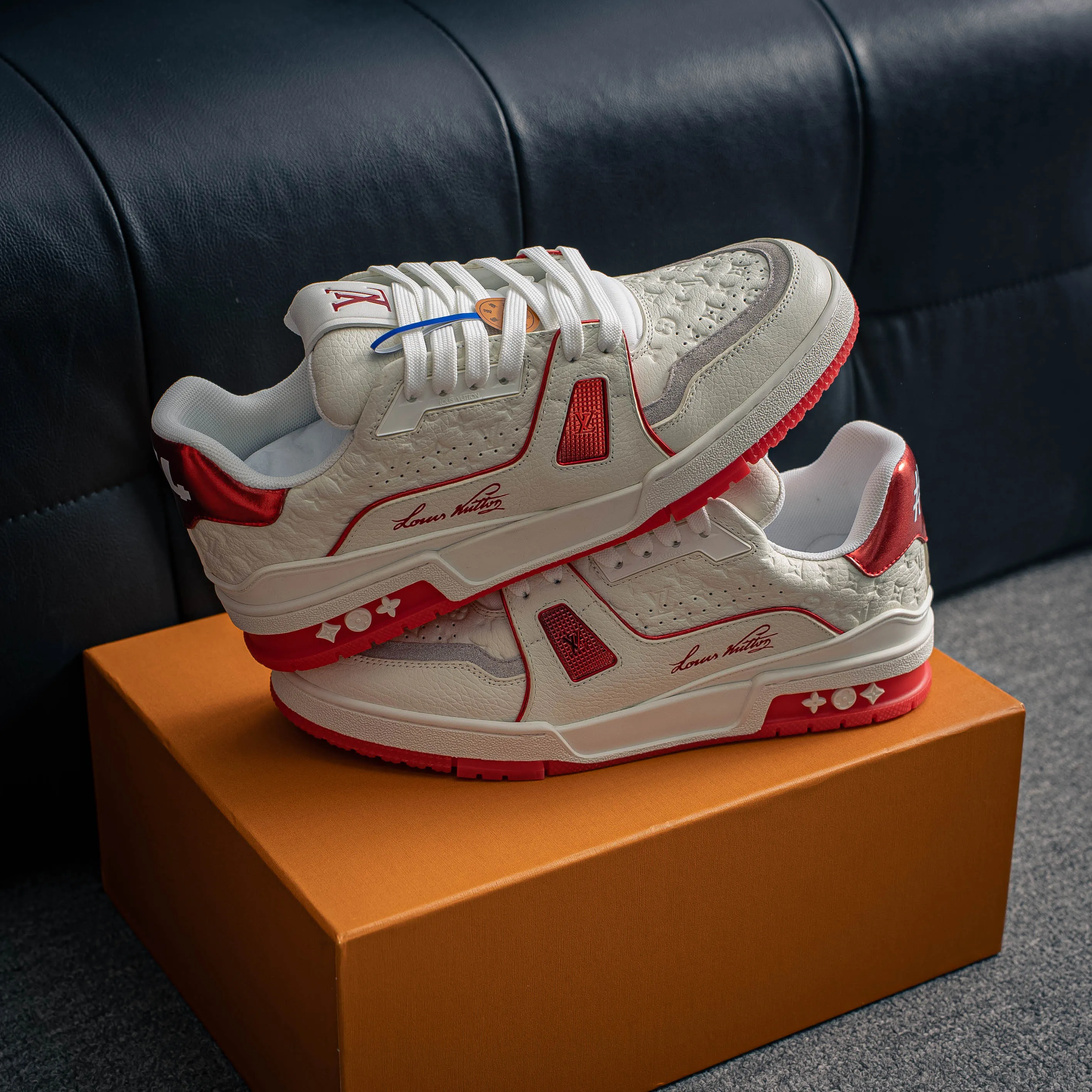 # LV- - trainer 2026 New Arrival 1：1 ！！ Shoes Cowhide Leather ， LOGO ， Breathable ， 。